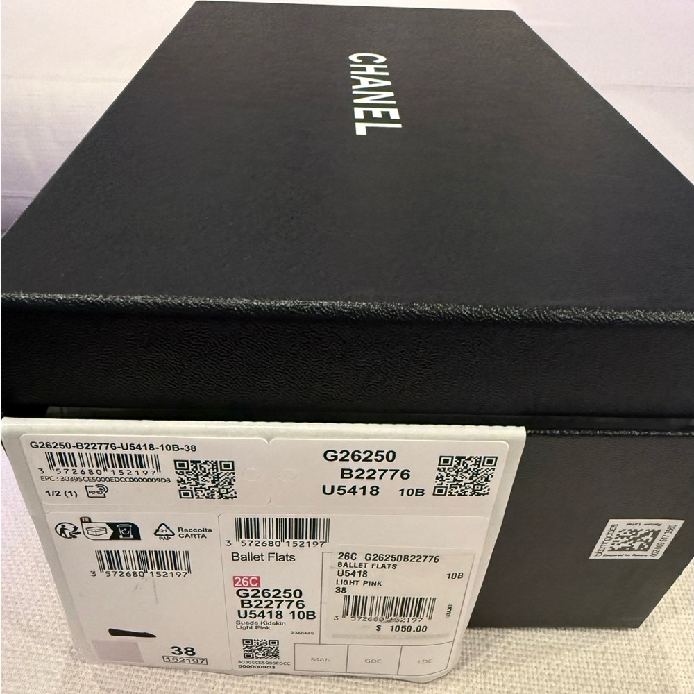 CHANEL Pink Quilted Bow Ballet Flat - Picture 2 of 5